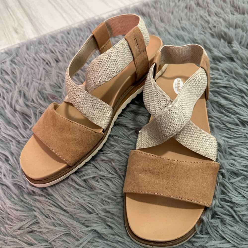 Woman’s sandals